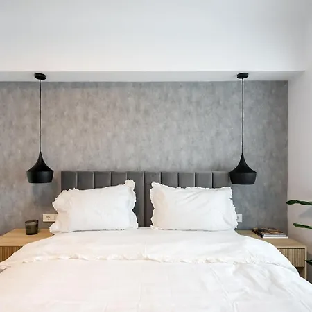 Citadelle I Splaiul Unirii * بوخارست