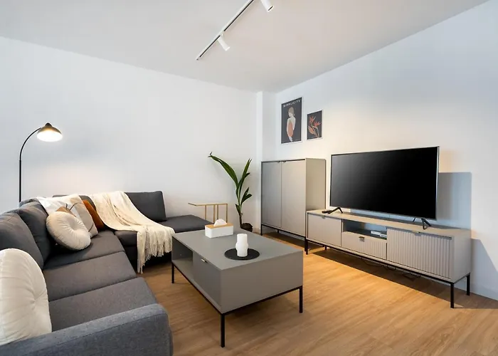 Citadelle I Splaiul Unirii *