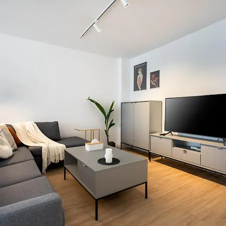 Citadelle I Splaiul Unirii *