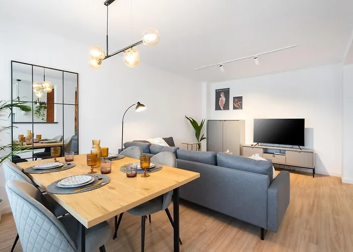 Citadelle I Splaiul Unirii *